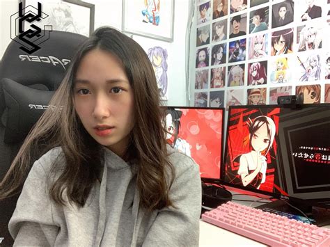 Ng M Tr N B Nhan S C G I P Khoe G C Gaming Hot Nh T V A C Vinh Danh T I Vgsg