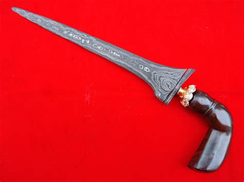 Keris Luar Jawa Keris