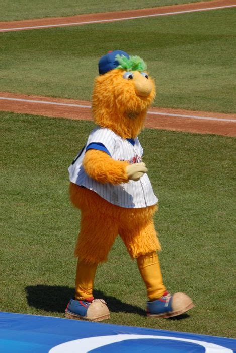 Buster Lakewood Blueclaws Mascot South Atlantic League Lakewood