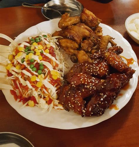 10 Authentic Korean Fried Chicken Stalls In Seoul That Are Not Kyochon