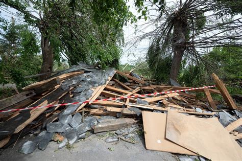 Paderborn Lippstadt Aufräumarbeiten und weitere Schäden nach Tornados