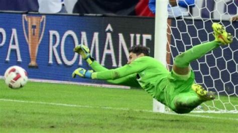 Why Do Soccer Goalies Wear Different Colors A Guide To The