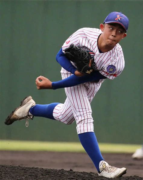 山村学園のスーパー1年生・西川歩 前戦から9者連続奪三振 背番19左腕“歩む”「地元から甲子園」の道― スポニチ Sponichi Annex 野球