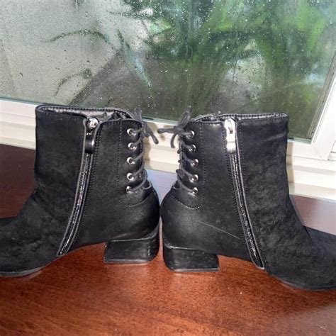 Black Lace Up Boots • Bushpop