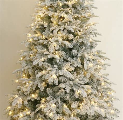 Deep Forest Snow Spruce Pre-lit Christmas Tree | HOLIDAY STUFF ...