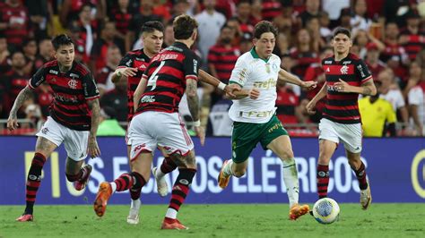 Reforço não aproveita oportunidades e segue discreto no Palmeiras