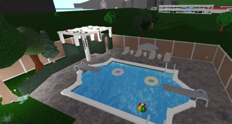 Bloxburg Backyard Ideas