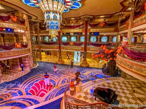 REVIEW: Enchanted Garden on the Disney Dream Cruise Ship | the disney ...