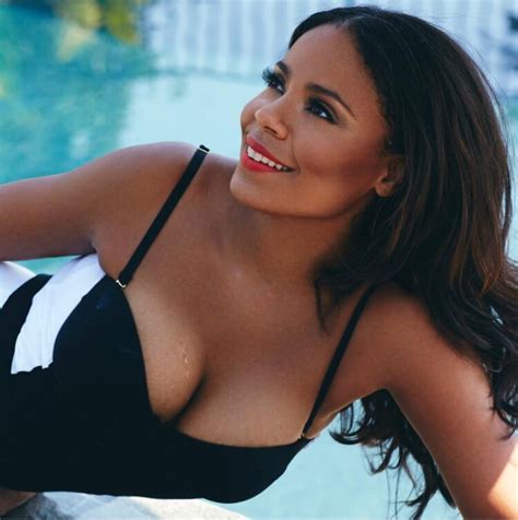 18 Sexy New Sanaa Lathan Bikini Pics