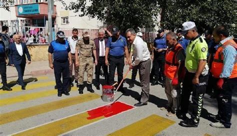 Gaziantepte yaya geçitlerine kırmızı çizgi uygulaması Gaziantep