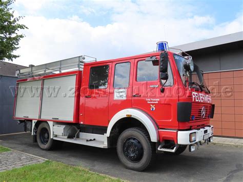 Zoll Auktion 1 Feuerwehrfahrzeug Tanklöschfahrzeug TLF 16 25 Mercedes