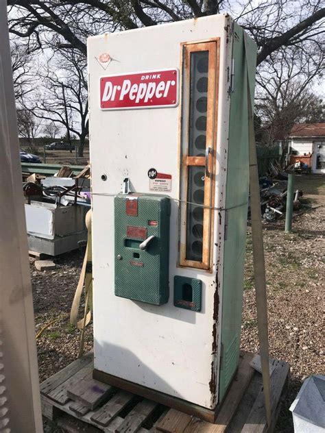 Vintage Dr Pepper Vending Machine 3931901488