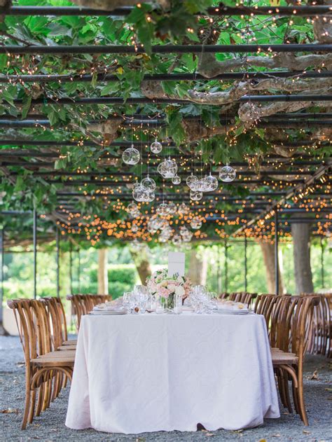 Outdoor Wedding Necessities How To Have An Outdoor Wedding