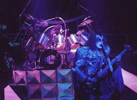 Gene And Eric Nyc July 25 1980 Eric Carr Makes His Debut At The