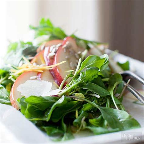 Pear And Arugula Salad