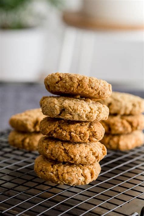 Chewy Anzac Biscuits Wandercooks