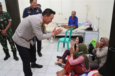 Wakapolresta Cilacap Kunjungi Puluhan Petugas Kpps Diduga Keracunan