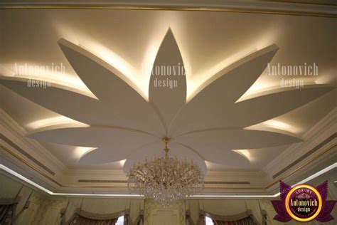 Sophisticated Curvy Gypsum Ceiling