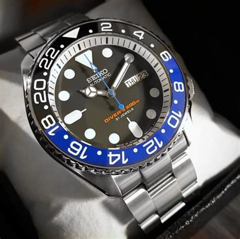 6 Seiko SKX Mods That Are Perfect for Beginners - The Modest Man