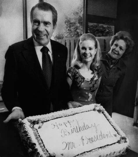 Nixon Presidency Us President Richard Nixon With Daughter Tricia Nixon And First Lady Patricia