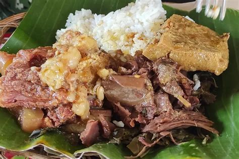 Warung Gudeg Koyor Lezat Di Semarang Ramah Kantong Dan Bikin