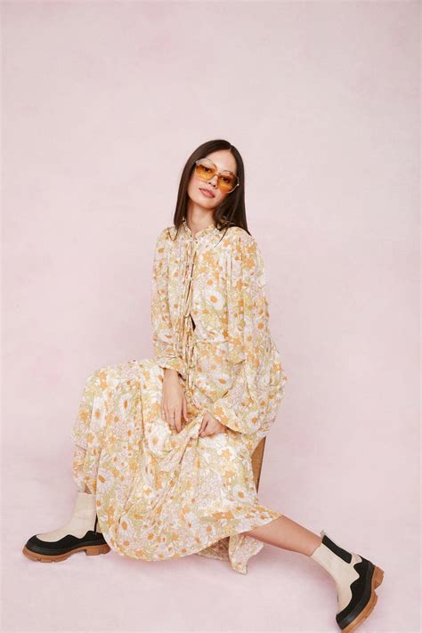 Floral Tie Front Long Sleeve Maxi Dress Nasty Gal