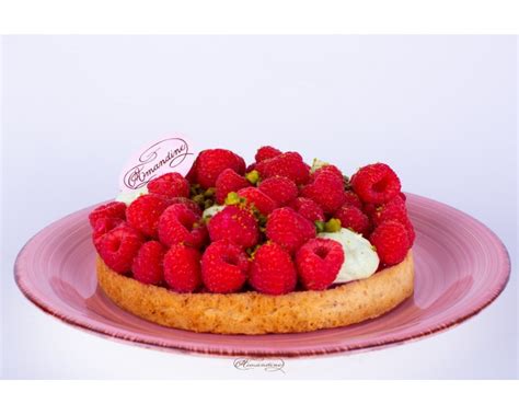 La Tarte Framboise Pistache L Entremets By Amandine Patisserie