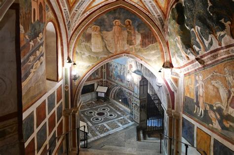 Premium Photo Ancient Frescoes In The Medieval Monastery Of Subiaco