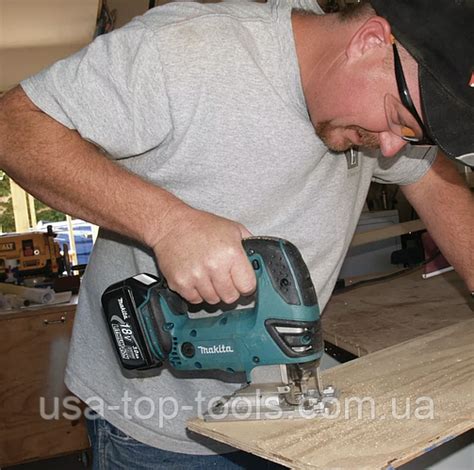 Аккумуляторный лобзик MAKITA DJV180Z (XVJ03Z) 18V LXT, цена 6020 грн ...