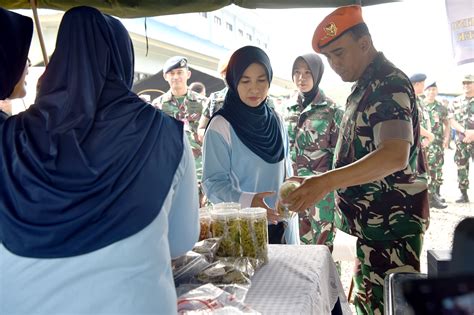 Dankopasgat Beserta Ketua Pia Ardhya Garini Daerah Iv Kopasgat Hadiri