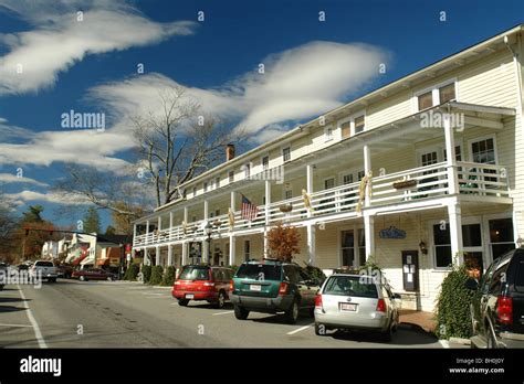 Highlands nc north carolina downtown hi-res stock photography and ...