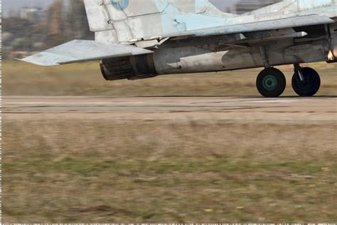 Mikoyan Gurevich MiG 29S 06 Blue Ukrainian Air Force Stanakshot