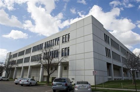 Pin By Nat Tomato On Prison Reference Building Prison Multi Story