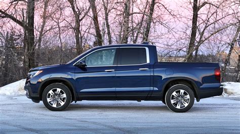 2017 Honda Ridgeline Touring Test Drive Review Autotraderca