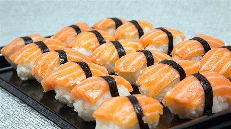 Salmon Nigiri Kika S Boc