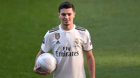 Brahim Diaz Real Madrid Klub Terbaik Dunia HD Wallpaper Pxfuel