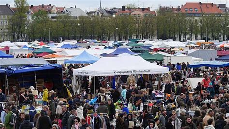 Flohmarkt Auf Der Theresienwiese Die Ersten Verkäufer Sind Schon Eine