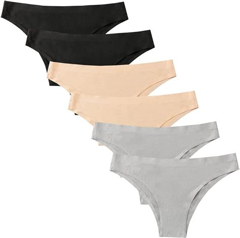 4 Hot Sexy Dani Seta Bikini Pics