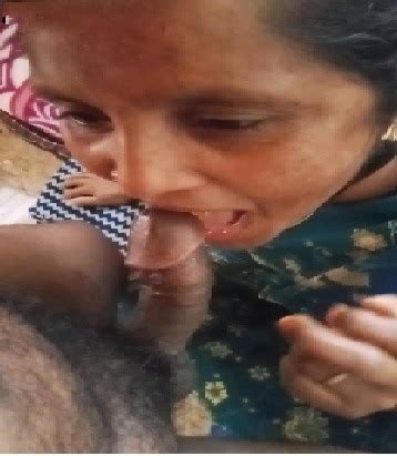 Tandra Village Lanja Aunty Blowjob Mms Telugu Aunty Porn