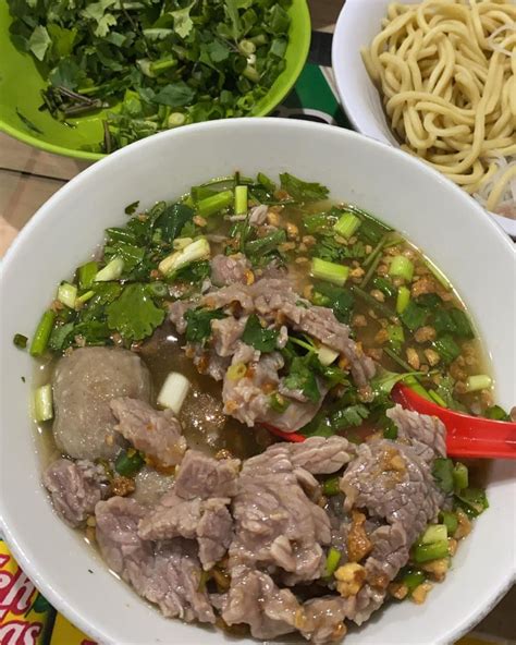 10 Tempat Makan Bakso Enak Di Pantai Indah Kapuk Yuk Cobain Nibble