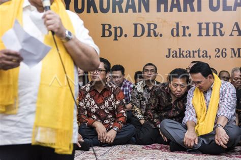 Syukuran Hut Ke Agung Laksono Antara Foto