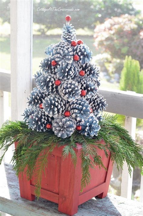 90 Pine Cone Crafts For Christmas Thatll Be The Highlight Of Your