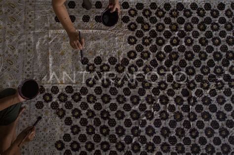 CRAFT FABRIC JUMPUTAN AND SIGNATURE BATIK ANTARA Foto