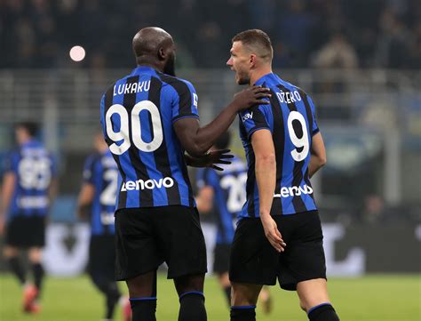 Inter Milan le probabili formazioni Lukaku favorito su Dzeko C è