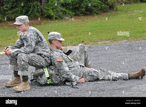 Georgia Guardsmen Staff Sgt Eric N Hunt An Infantryman With Alpha