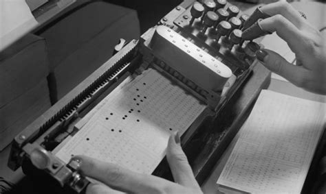 Historia De La Computadora Resumen Inventos Y Generaciones