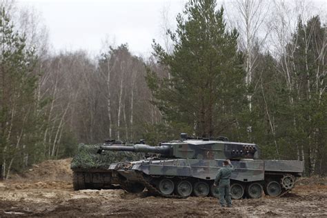 Western Tanks Are Likely To Perform Poorly In Ukraine Realcleardefense