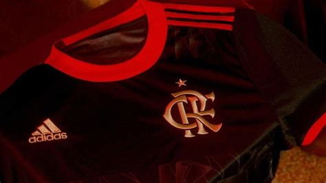 Flamengo Lan A Uniforme Em Homenagem Ao T Tulo Mundial De