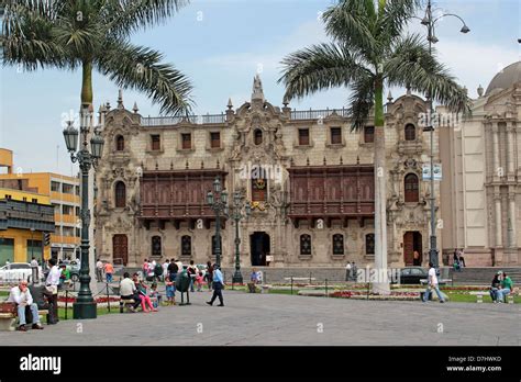 Peru Lima Plaza Mayor Or Plaza De Armas Palacio De Arzobispo Archbishop