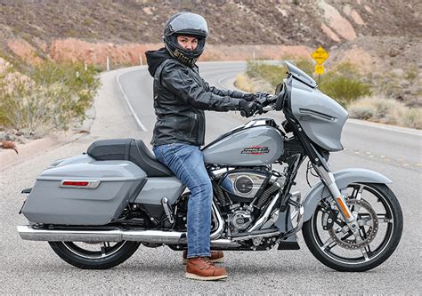 2024 Street Glide Seat Height Arlena Michaelina